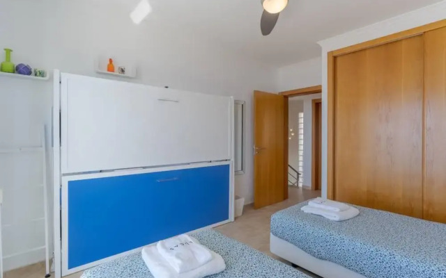 Villa Eldomar 61 in Estreito da Calheta