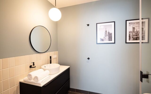 B85 Suites