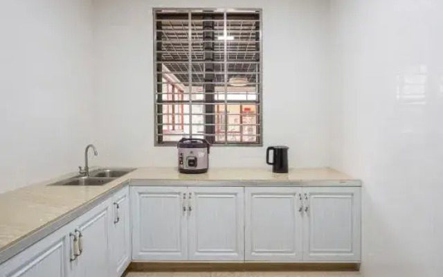 Moonye • Yuetang Design Guesthouse (Haitang Bay)