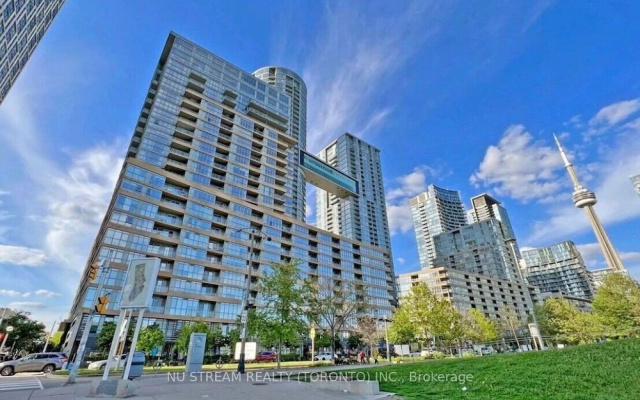 Downtown Lakefront Hotel