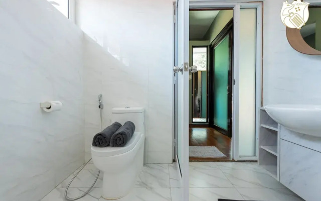 6BR Ampang Pool Villa 26P with Garden