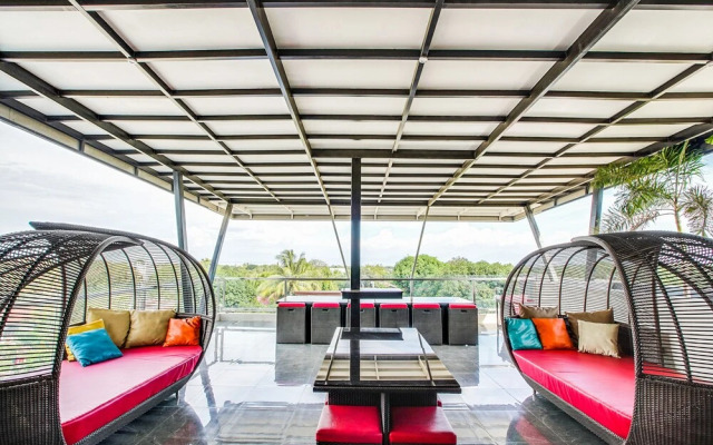 OYO 489 Casa Mia Hotel Suites