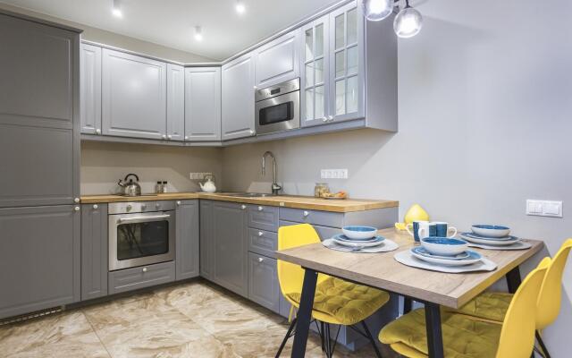 Moment House (Момент Хаус) на улице Большая Воскресенская