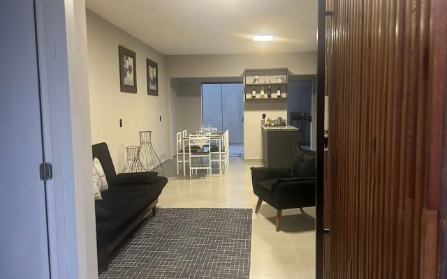 Geminado Casa 4 Alto Padrão 3 Quartos