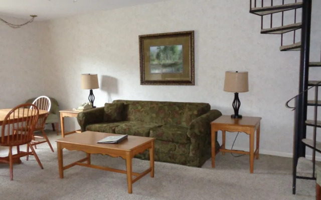 4 Seasons at Beech Mountain