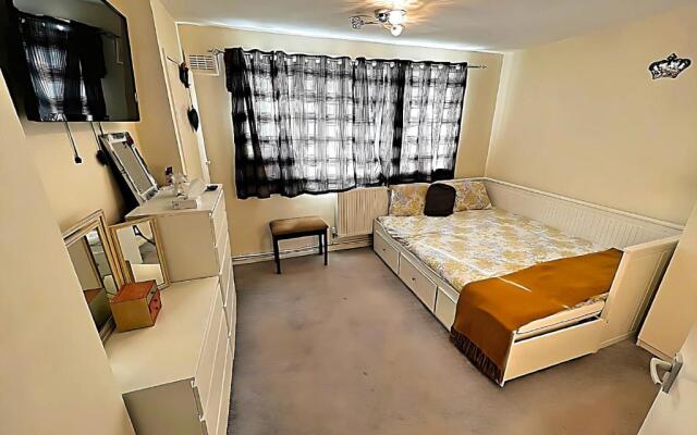 Stunning 2-bed Apartment in Bristol