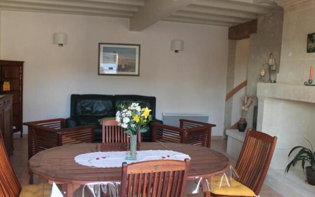 Gîte Savigny-en-Véron, 3 pièces, 4 personnes - FR-1-381-209