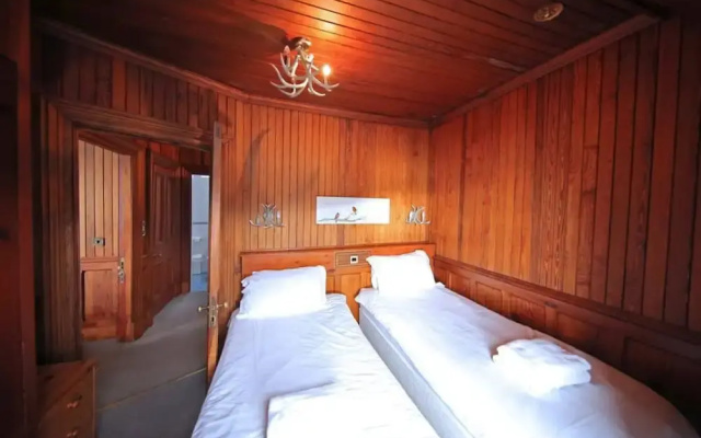Loch Rannoch Highland Club Lochside Lodge 01
