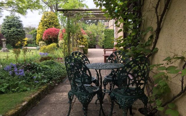 Coombe House