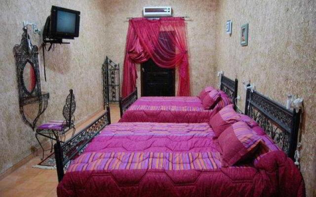 Well Center Riad Auberge Assounfou
