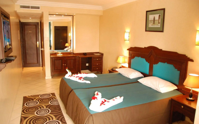 New Farah Hotel