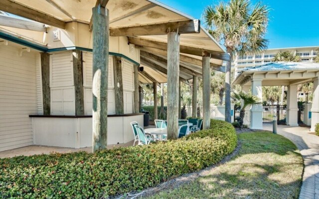 Sterling Gem Heated Pool Beach Front