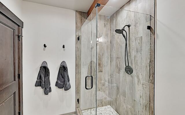 136calld 4 Bedroom Home