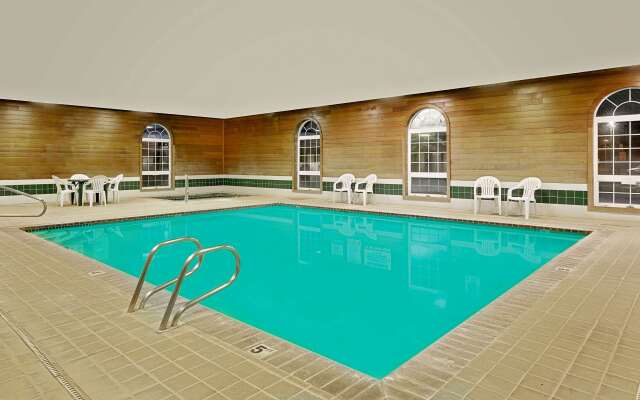 Super 8 by Wyndham Battle Mountain