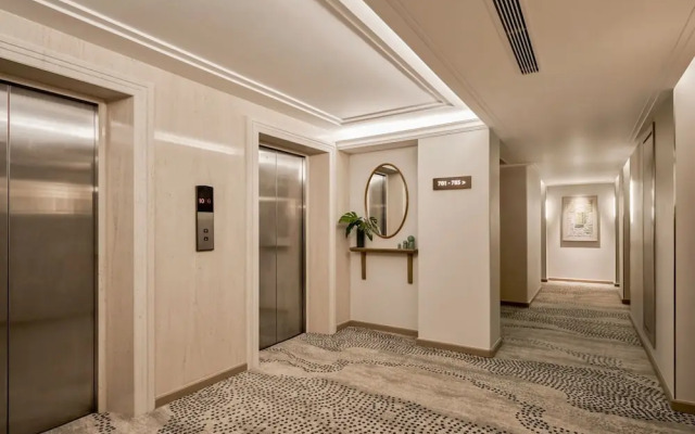 La Siesta Premium Lakeside