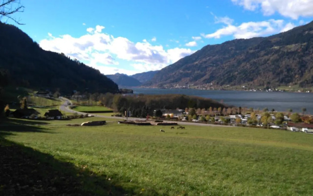 Blumenpension Strauss - Ferienwohnungen