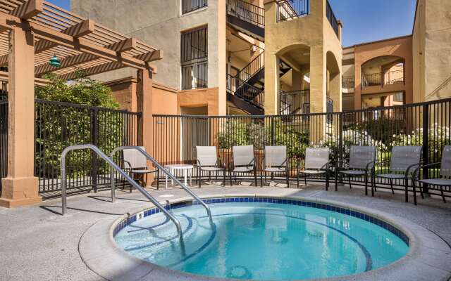 MainStay Suites John Wayne Airport by Choice Hotels