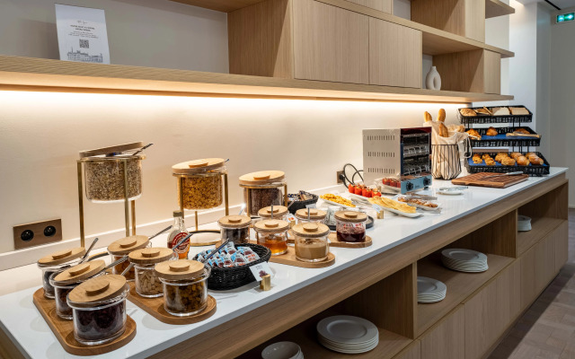 Astra Opera - Astotel