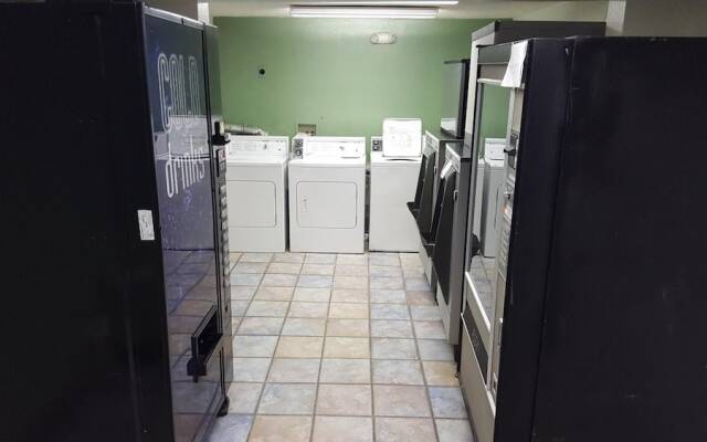 Americas Best Value Inn - Mentor