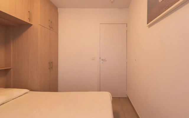 Apartment in Middelkerke With Sea View