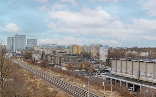 Warsaw Sokołowska Apartment by Renters