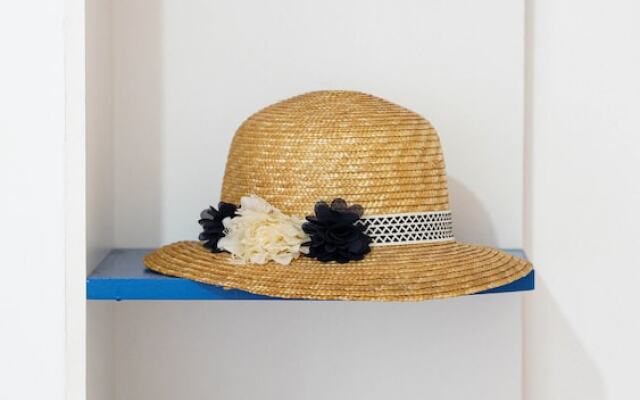 The Beachfront Apartment