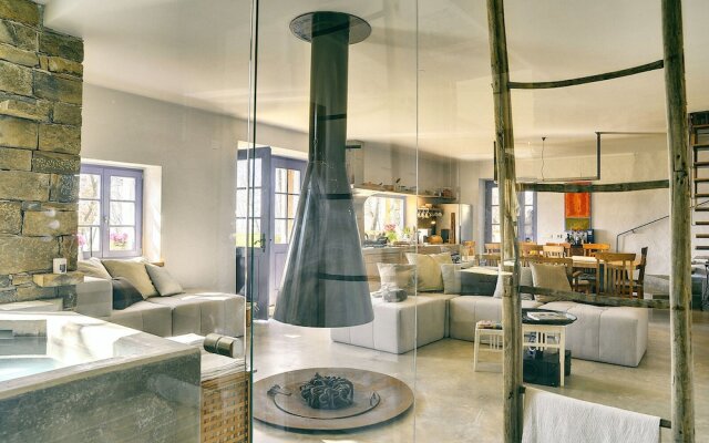 Magnificent Villa in Groznjan With High-end Kitchen & Pool