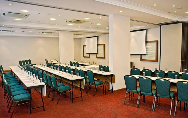Hotel Cassino Tower Campinas Cambui By Nacional Inn