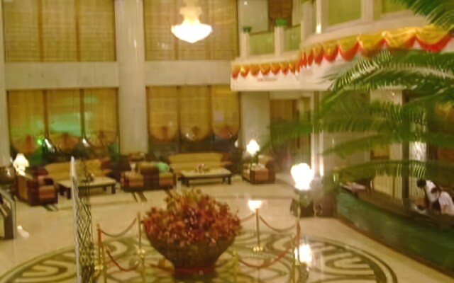 Yinghua Hotel