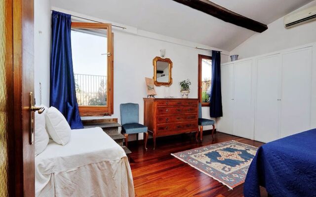 Piazza Mattei Terrace Apartment