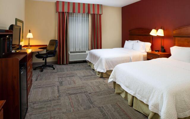 Hampton Inn Kansas City Northeast