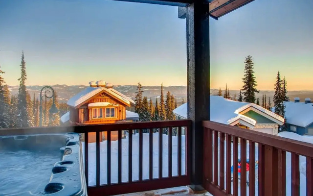 385 Moonshine Crescent by Okanagan Premier