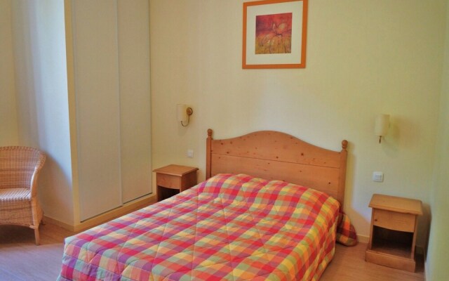 Logement n107 6pers face aux Thermes