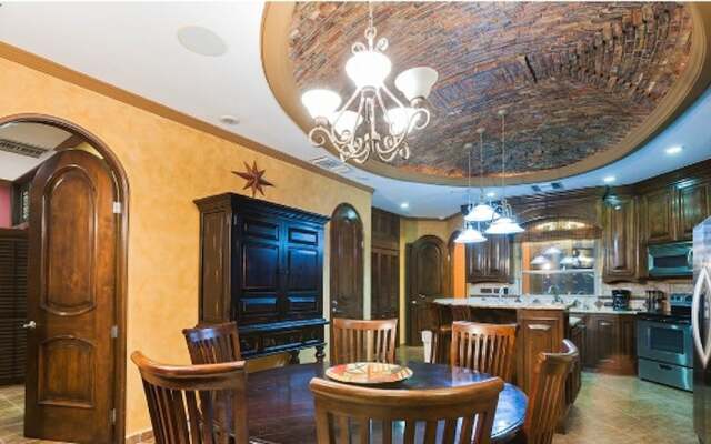 Esmeralda 3BR EA 102 by Casago