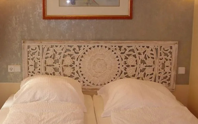 Arbio I Parlamento Rooms