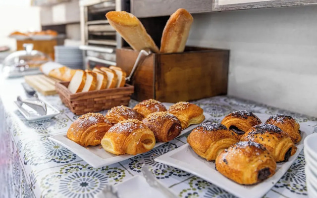 Hotel Abades Via Norte