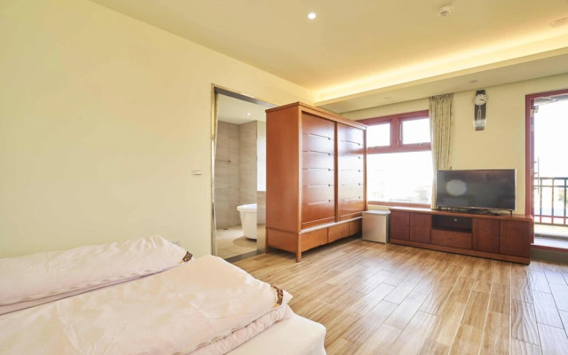 First Shanhai Hotel