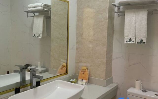 Junlan Business Hotel