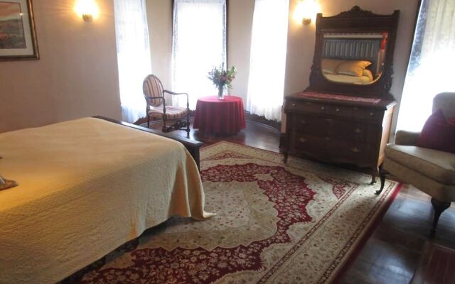 The Old Victorian Inn