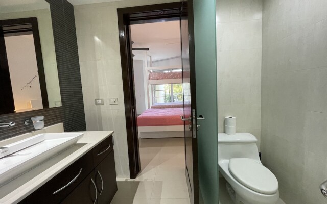 Stunning Ocean Front By Condo Boutique