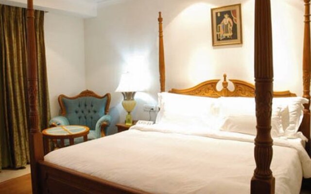 Quality Inn Shravanthi