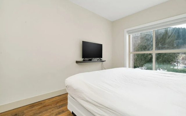 Embrace Serenity Luxe 2BR Suite