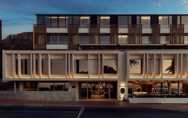 Morea House, Autograph Collection