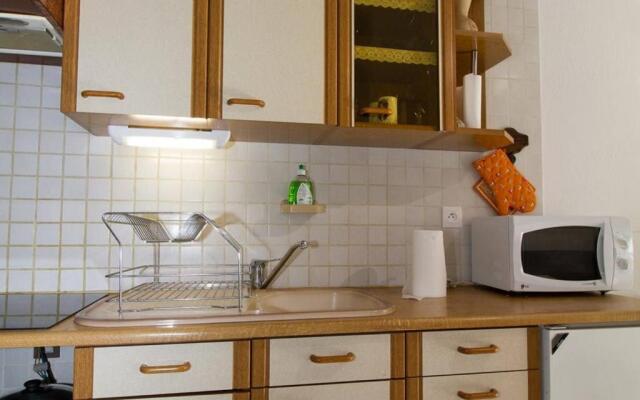 Appartement Balaruc-les-Bains, 1 pièce, 2 personnes - FR-1-553-5