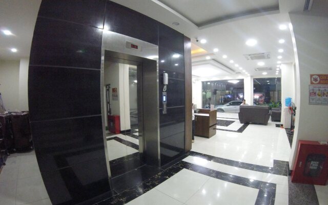 Green Hadong Hotel