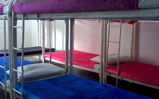 Dormitels.ph The Fort Annex - Hostel
