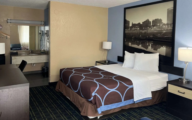 Downtown Inn & Studio Suites