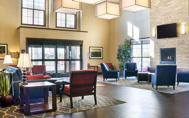 Comfort Suites Fargo Medical Center
