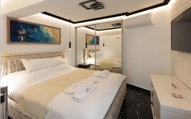 Lazar Lux Apartments