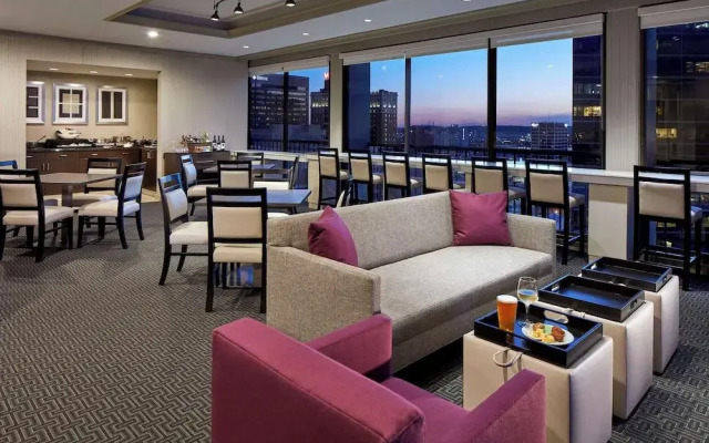 Crowne Plaza Tulsa